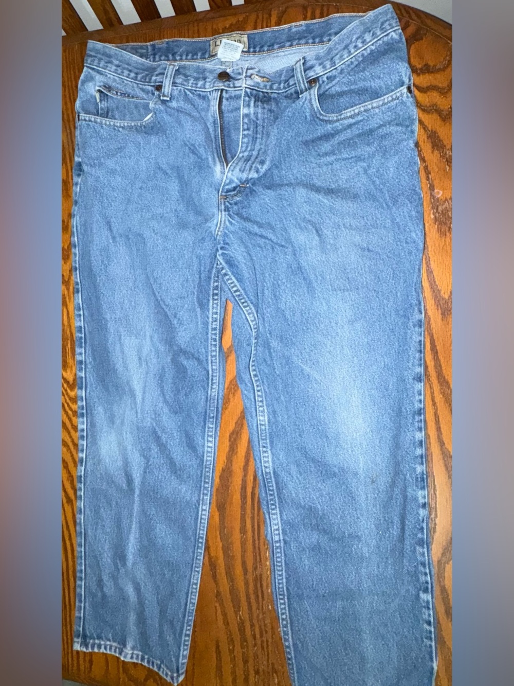 L.L.Bean Men’s Classic Fit Jeans 36x28 100% Cotton Medium Wash Denim
